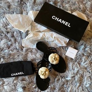 Black White Jelly Camellia CC Logo Slide Sandals